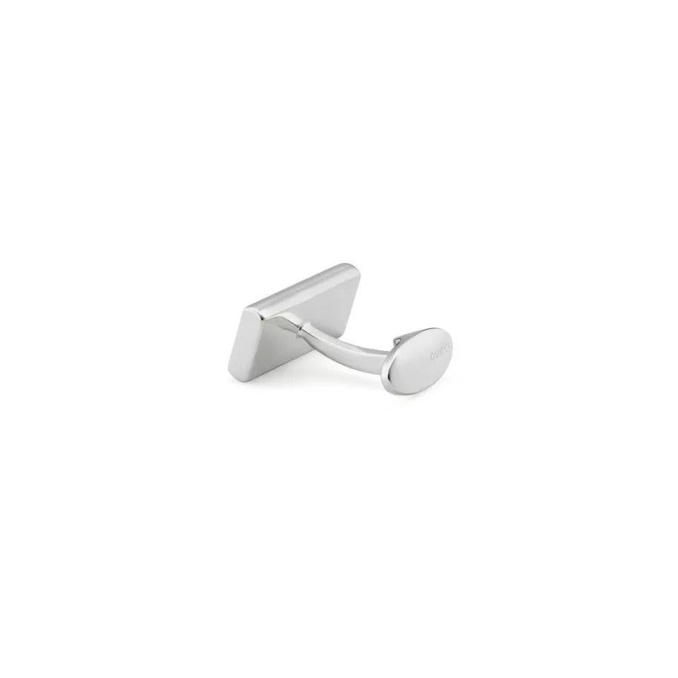 In dieser Saison ist das diagonal eingravierte GG Kreuz auf Silberschmuck wie Anhängern und Ringen zu sehen, während die nicht-metallischen Materialien Leder und GG Supreme Stoff sind. Diese Manschettenknöpfe sind aus 925er Sterlingsilber gefertigt