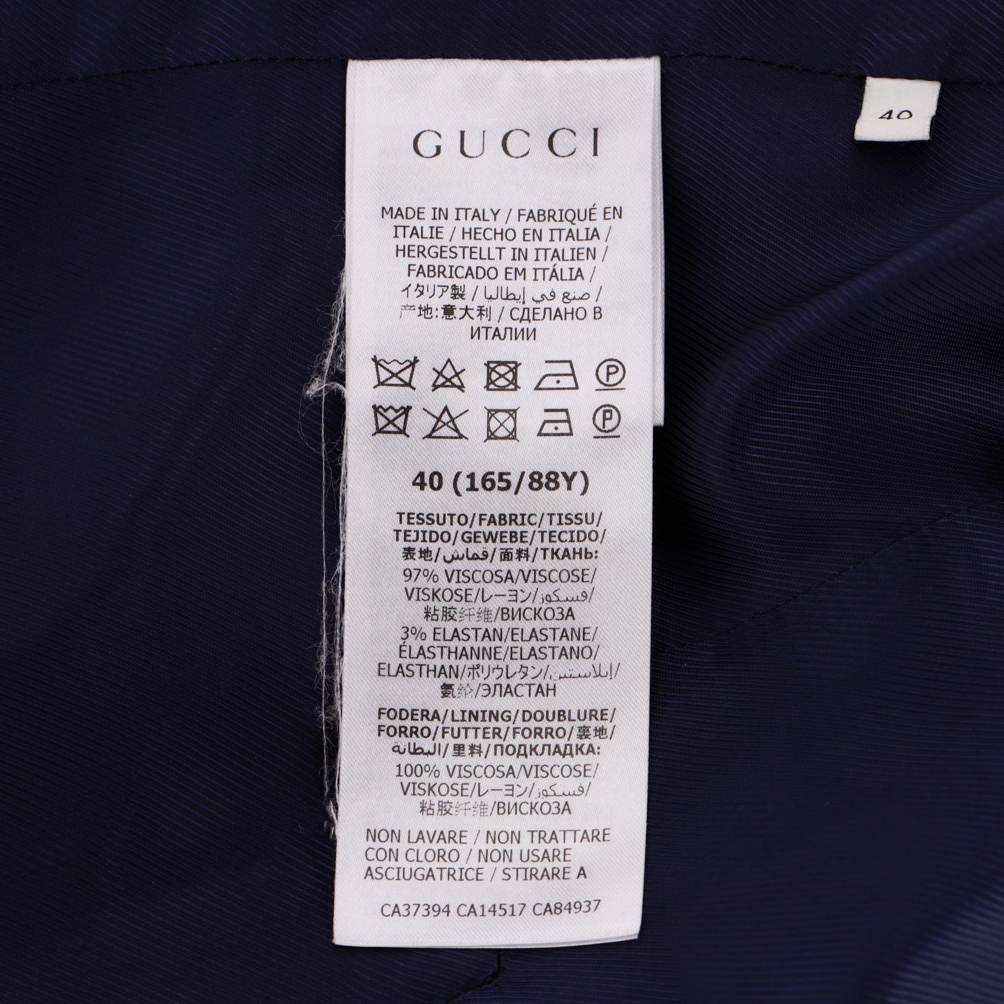 Gucci Tailored Jacket With 'GG' Button Cuffs en vente 3