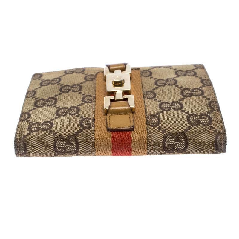 Gucci Tan/Beige GG Canvas and Leather Jackie Compact Wallet In Good Condition In Dubai, Al Qouz 2