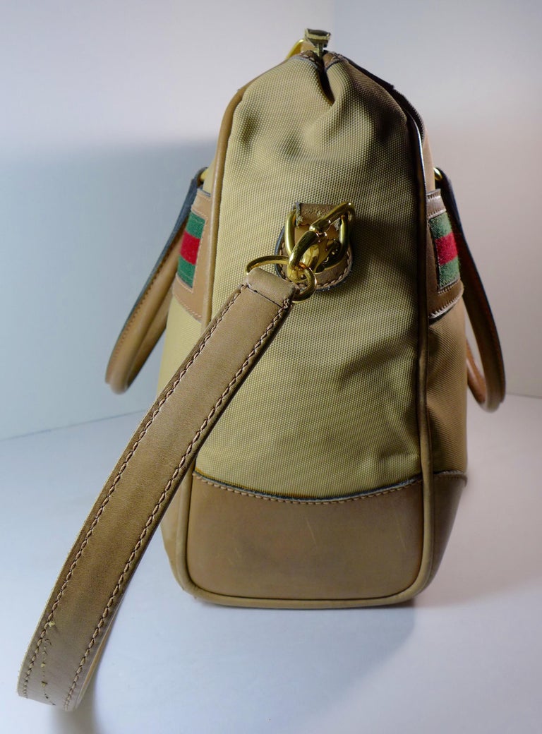 GUCCI Tan Leather and Canvas Shoulder Bag For Sale at 1stDibs