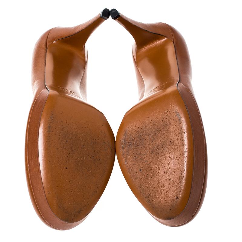 tan leather pumps