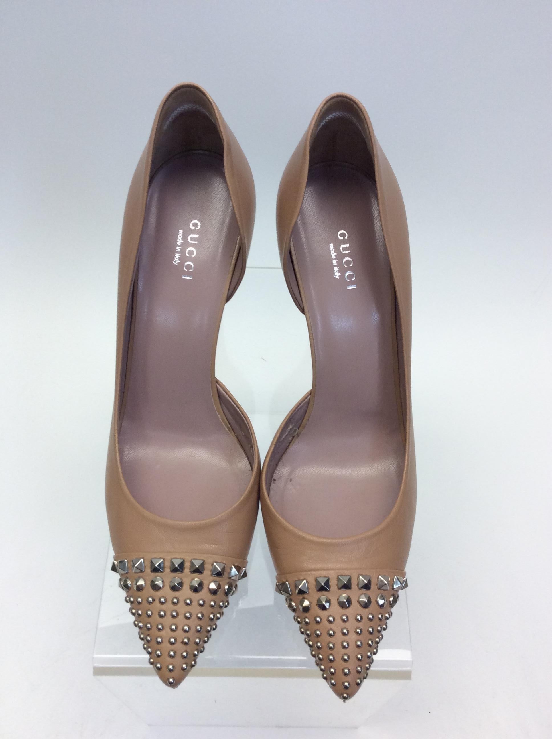 Women's Gucci Tan Leather Studded Heels For Sale
