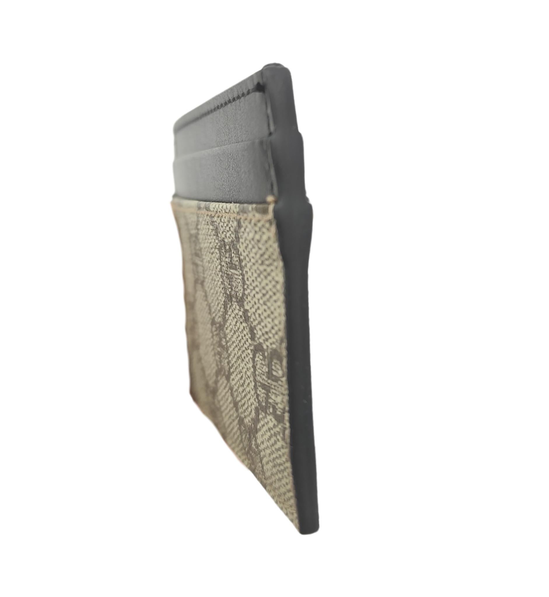 Gucci tan monogram card holder In Excellent Condition For Sale In Milano, IT