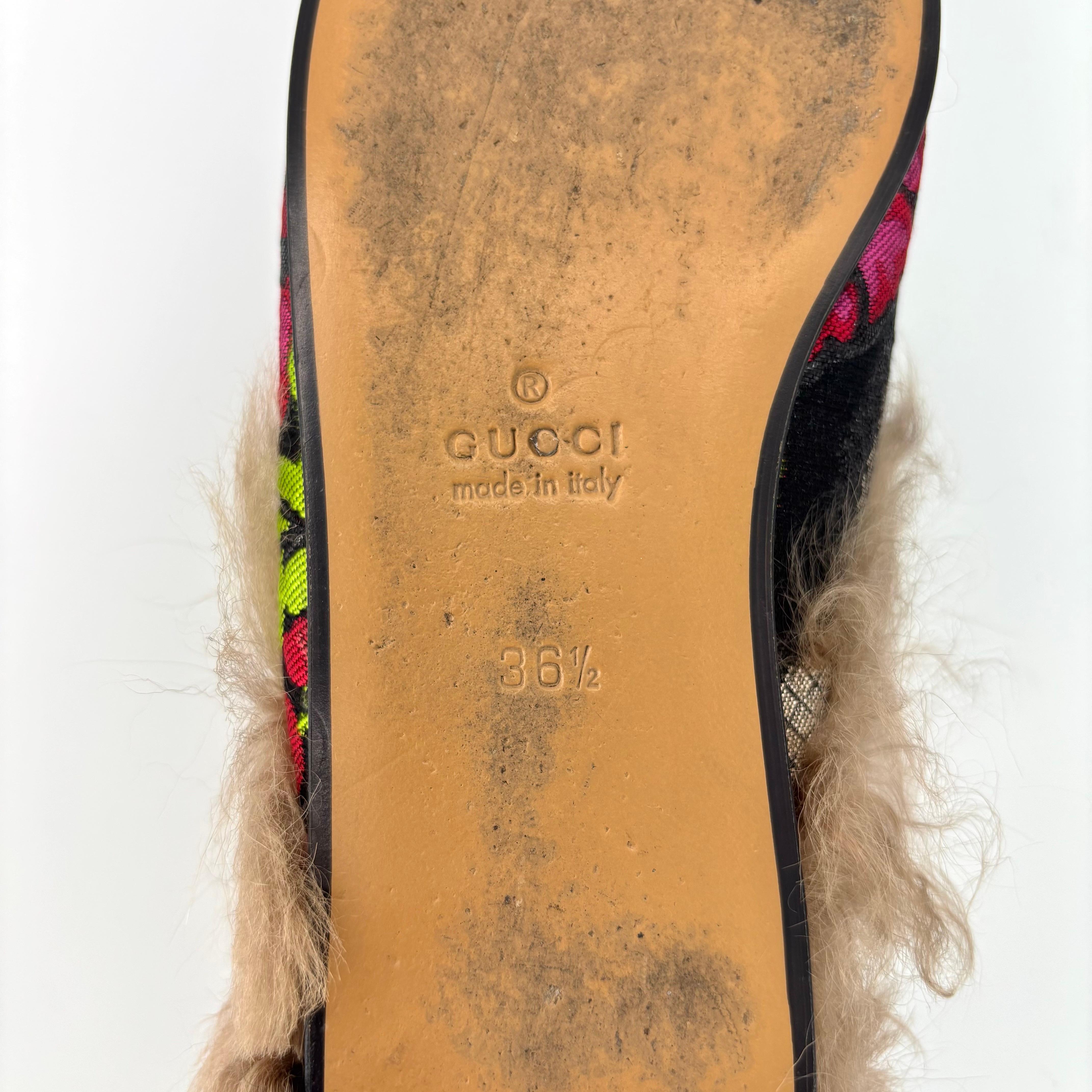 Gucci Tapisserie Brocart Fourrure Doublure Princetown Mules Slip On Flats 36.5 en vente 2