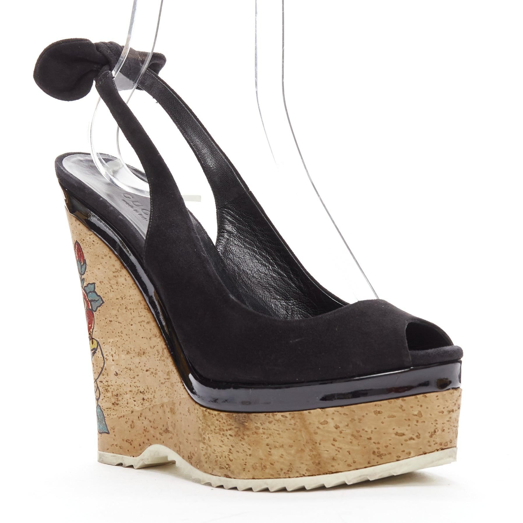 GUCCI Tattoo Heart brown cork black suede patent leather wedge heels EU36.5
Reference: CELE/A00006
Brand: Gucci
Material: Suede
Color: Black, Brown
Pattern: Tattoo
Closure: Ankle Strap
Lining: Black Leather
Extra Details: GUCCI heart tattoo motive