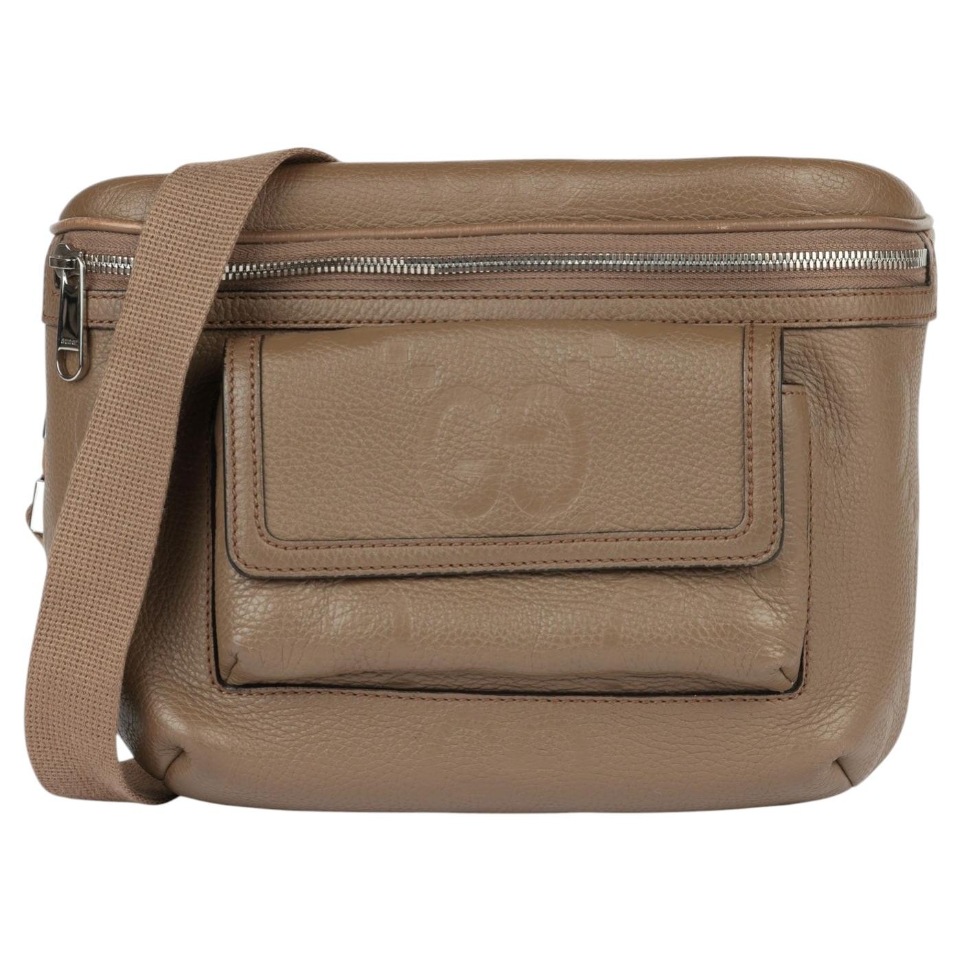 Does Gucci make sling bags?