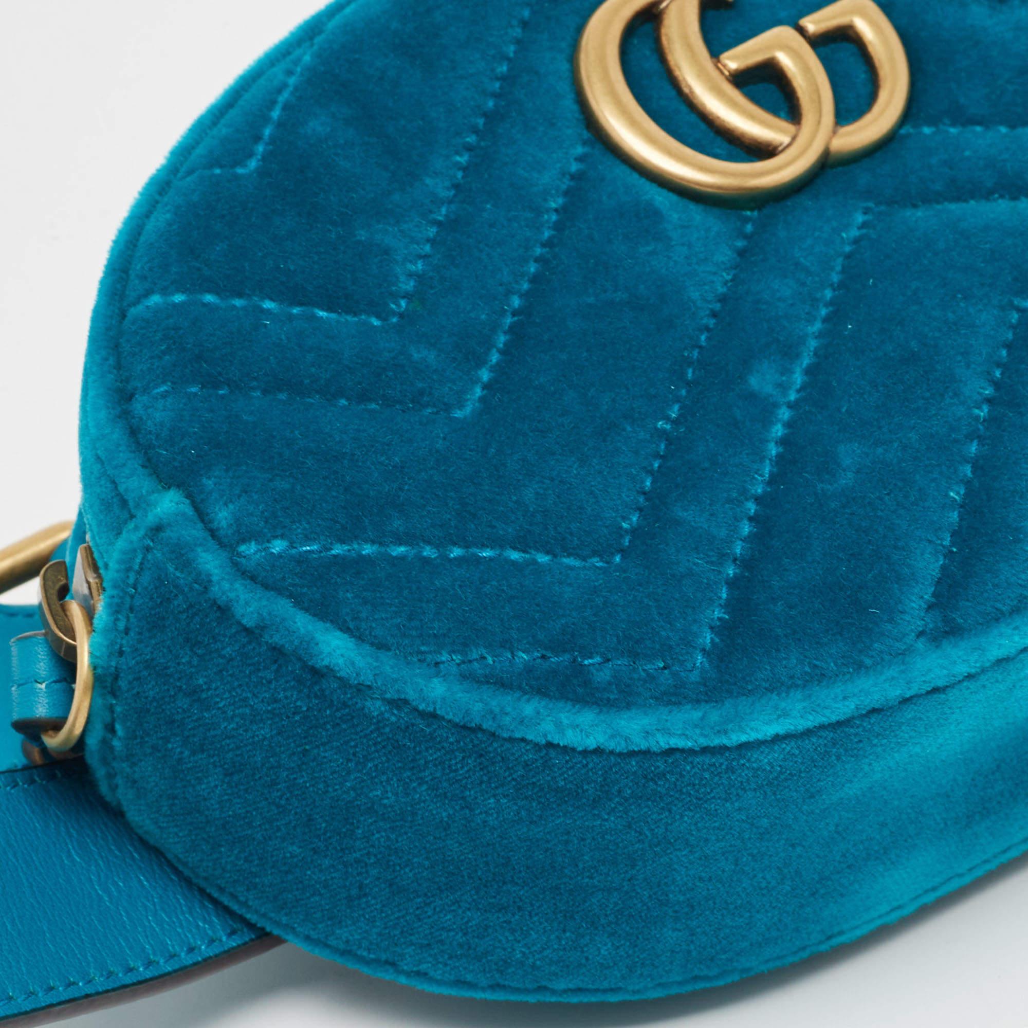 Gucci Teal Green Matelassé Velvet GG Marmont Belt Bag In Excellent Condition For Sale In Dubai, Al Qouz 2