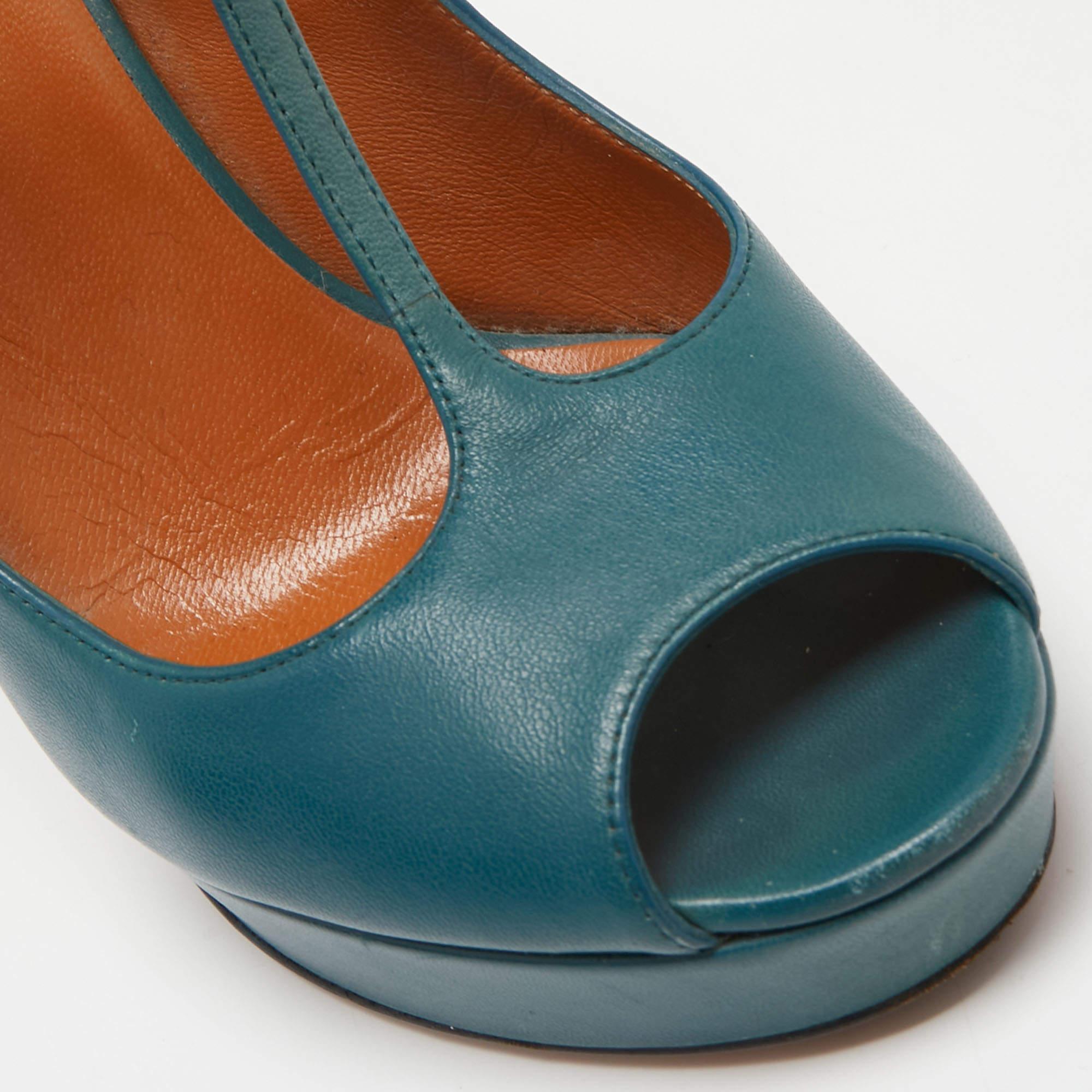 Gucci Teal Leather Betty T-Strap Platform Pumps Size 38 For Sale 1