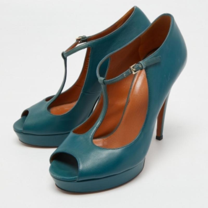 Gucci Teal Leather Betty T-Strap Platform Pumps Size 38 For Sale 3
