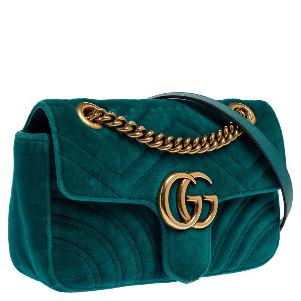 Gucci Teal Matelasse Samt Mini GG Marmont Umhängetasche im Zustand „Gut“ in Dubai, Al Qouz 2