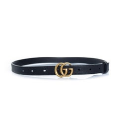 Gucci, thin leather GG belt in black