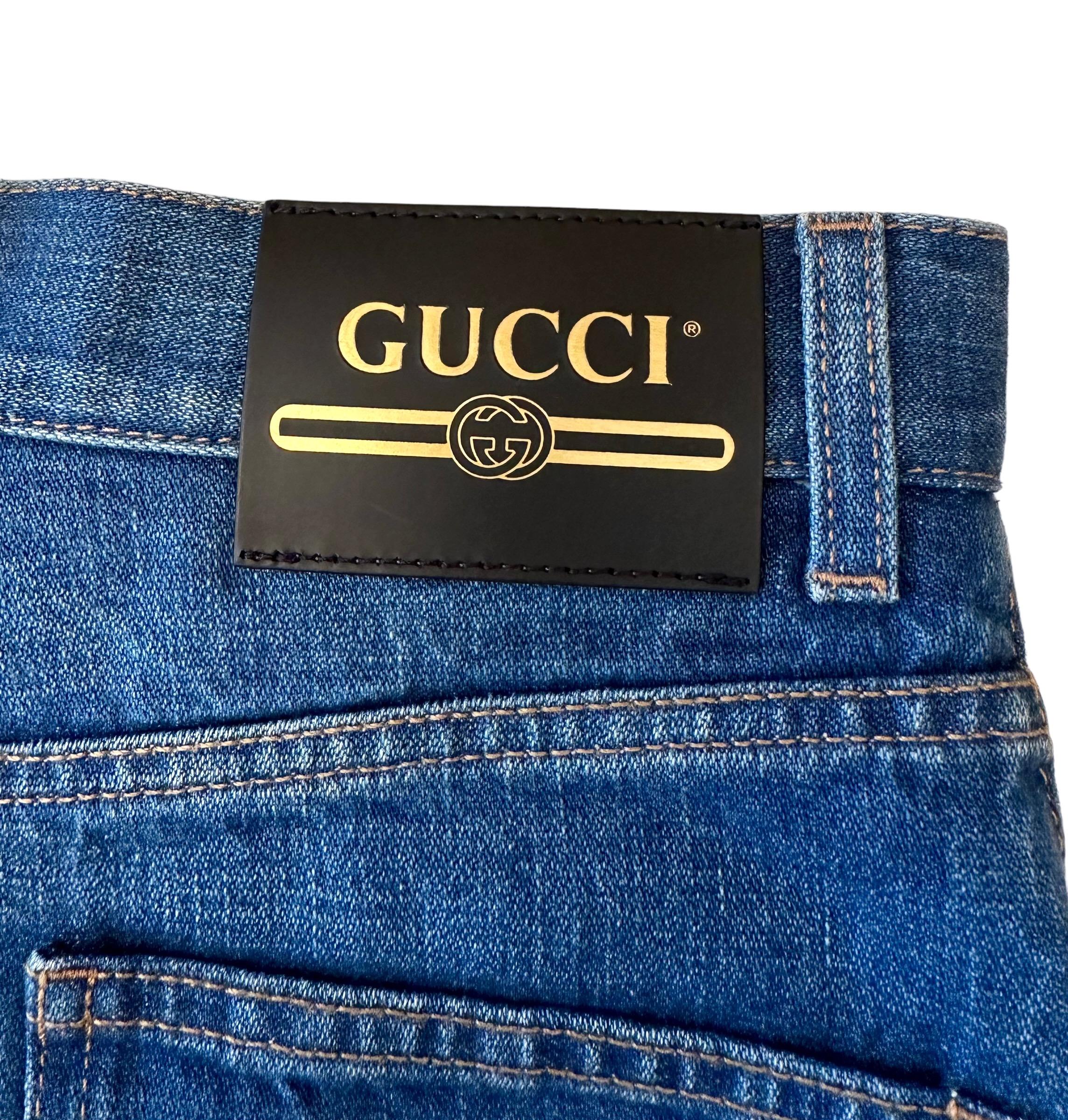Tiger-Denim-Shorts von Gucci mit Stickerei im Angebot 2