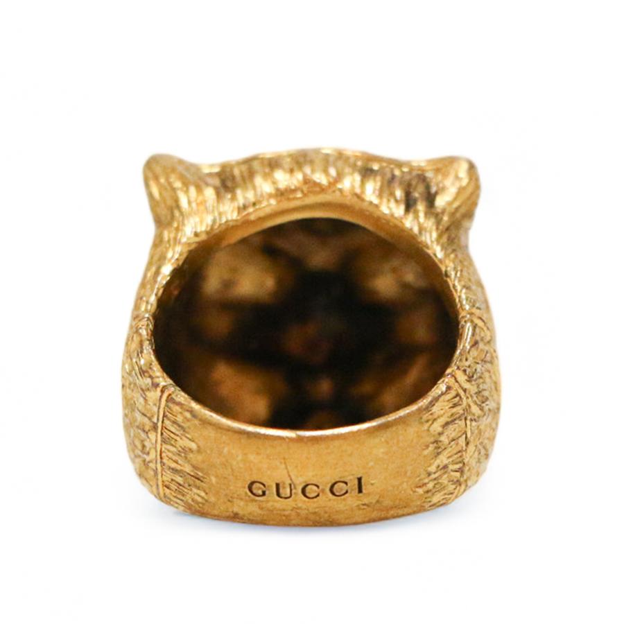 Incredible ring by GUCCI representing a golden tiger's head
Condition : excellent
Made in Italy
Model : unisex ring
Material : metal
Dimensions : size 63
Hardware : golden metal
Details : GUCCI engraved on the back of the ring
Delivered with its