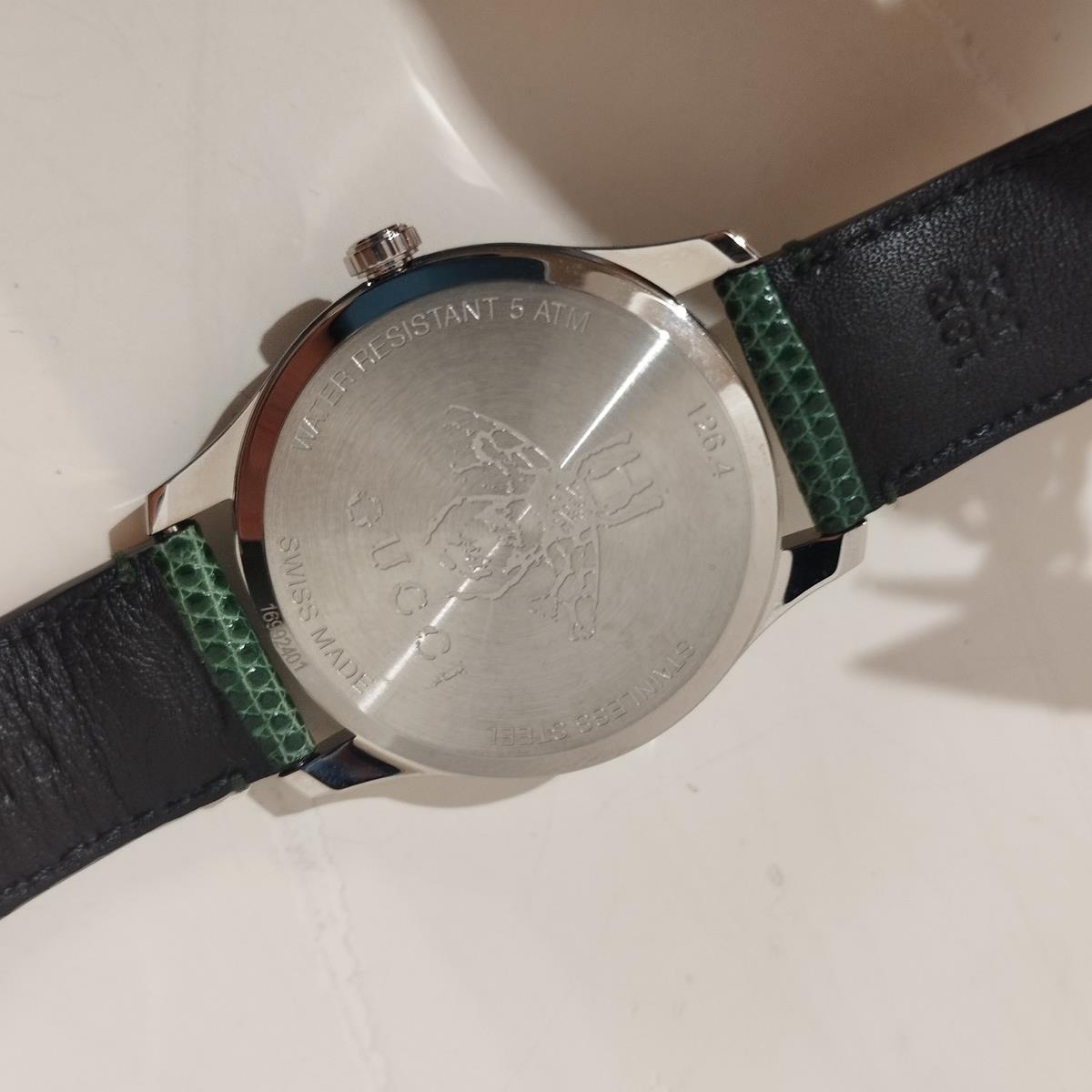 Gucci Timeless Green Watch  In New Condition For Sale In Gazzaniga (BG), IT