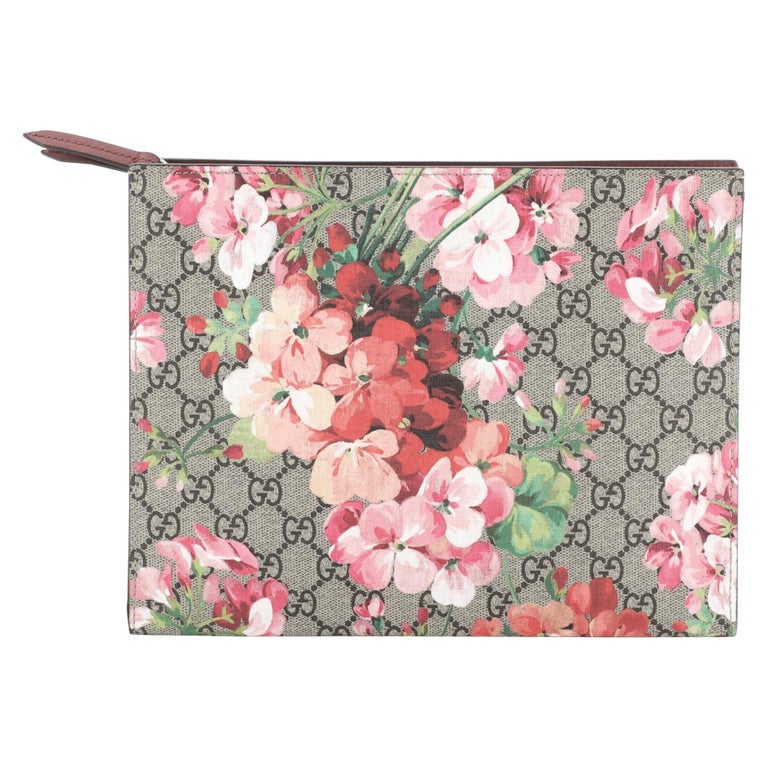 Gucci Toiletry Pouch Blooms Print GG Coated Canvas Large at 1stDibs