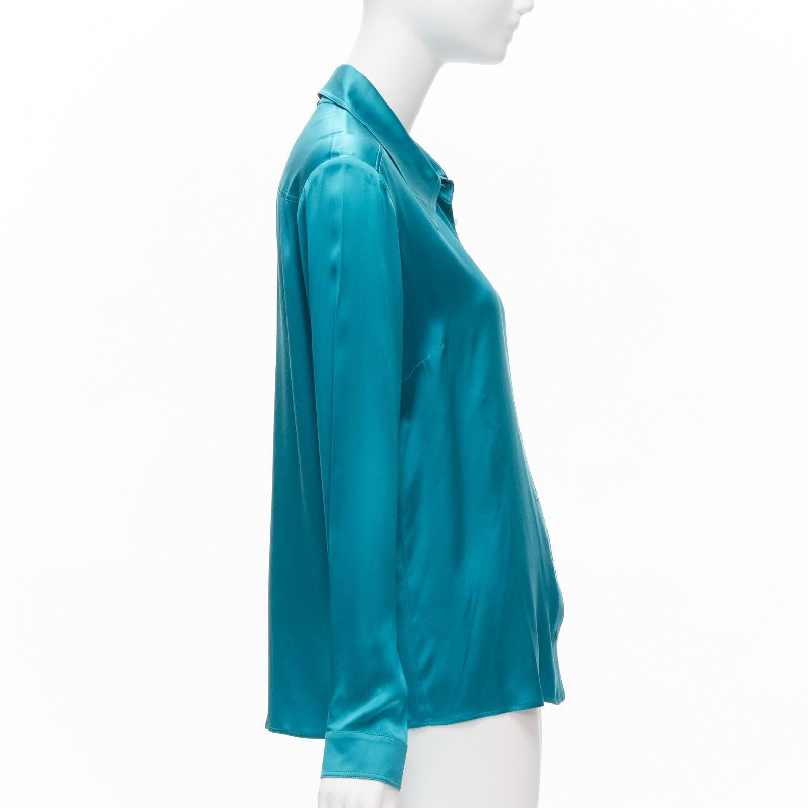 GUCCI Tom Ford 1995 Vintage blue silk long sleeve wide collar shirt IT46 XL Mad In Good Condition In Hong Kong, NT