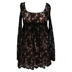 GUCCI TOM FORD 1996 Vintage black lace babydoll dress runway