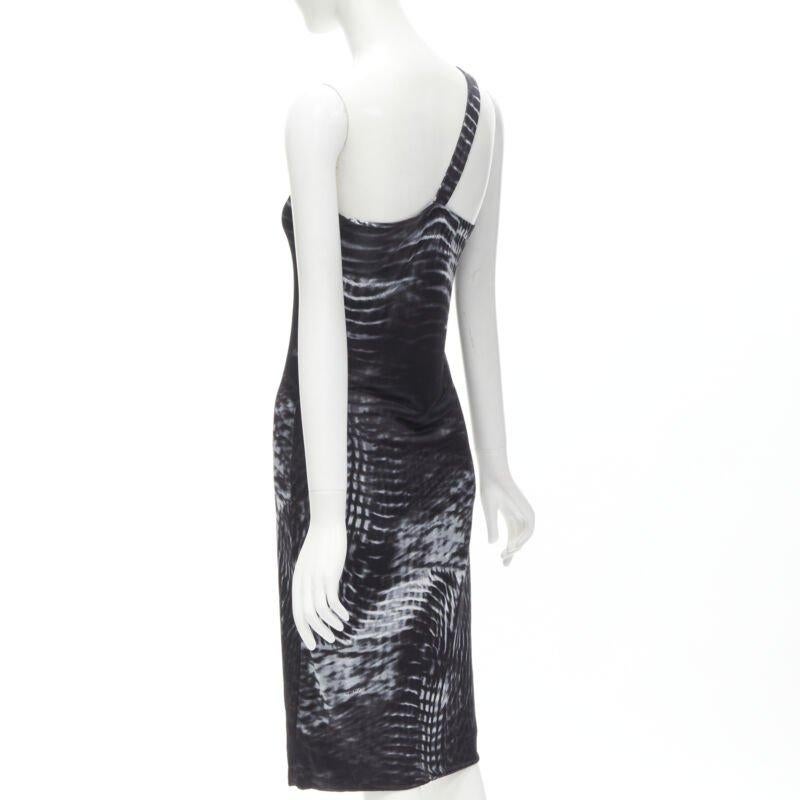 GUCCI TOM FORD 2000 Pasarela Vintage negro blanco un hombro vestido IT38 XS en venta 1