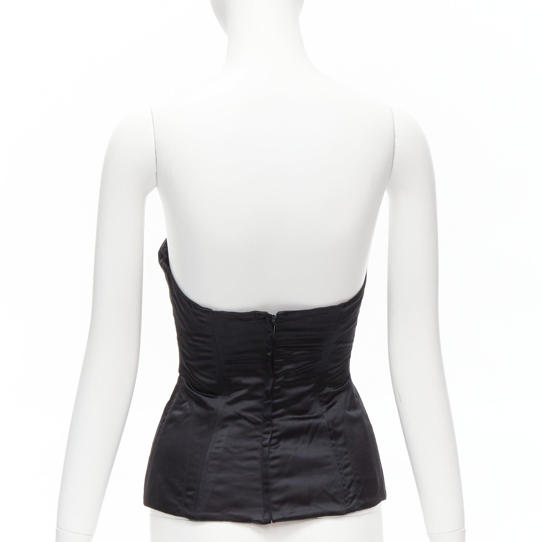 GUCCI Tom Ford 2001 Laufsteg Schwarzes 3D konisches braunes Bustier aus Seide IT38 XS im Angebot 1