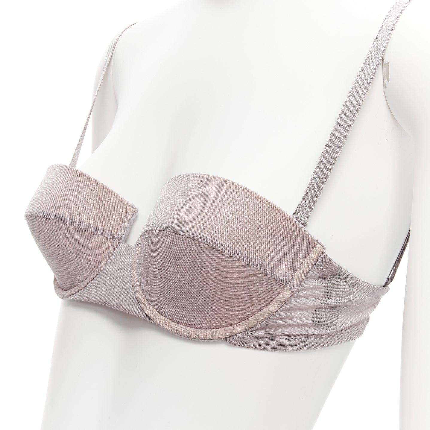 GUCCI Tom Ford 2001 Vintage grey nude mesh 3D cut cup fashion bra M In Excellent Condition For Sale In Hong Kong, NT