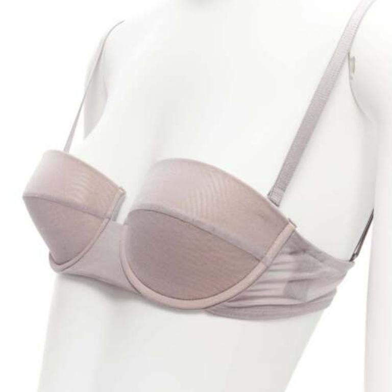 Gris GUCCI Tom Ford 2001 Vintage gris nude mesh 3D cut cup fashion bra M en vente