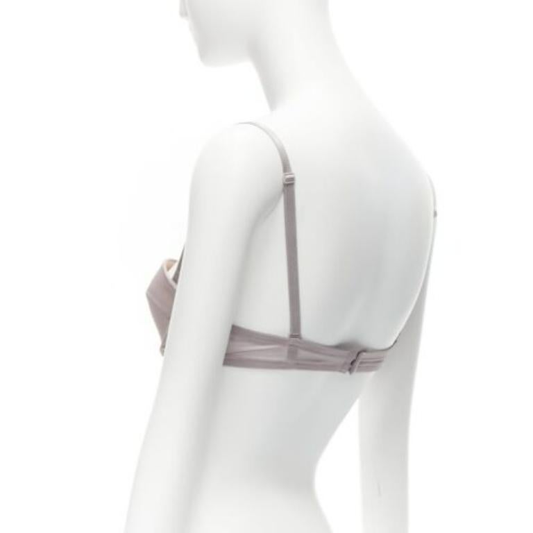 GUCCI Tom Ford 2001 Vintage gris nude mesh 3D cut cup fashion bra M en vente 1