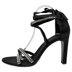 Gucci Tom Ford 2004 Runway Crystal Satin Heels 38 New Box