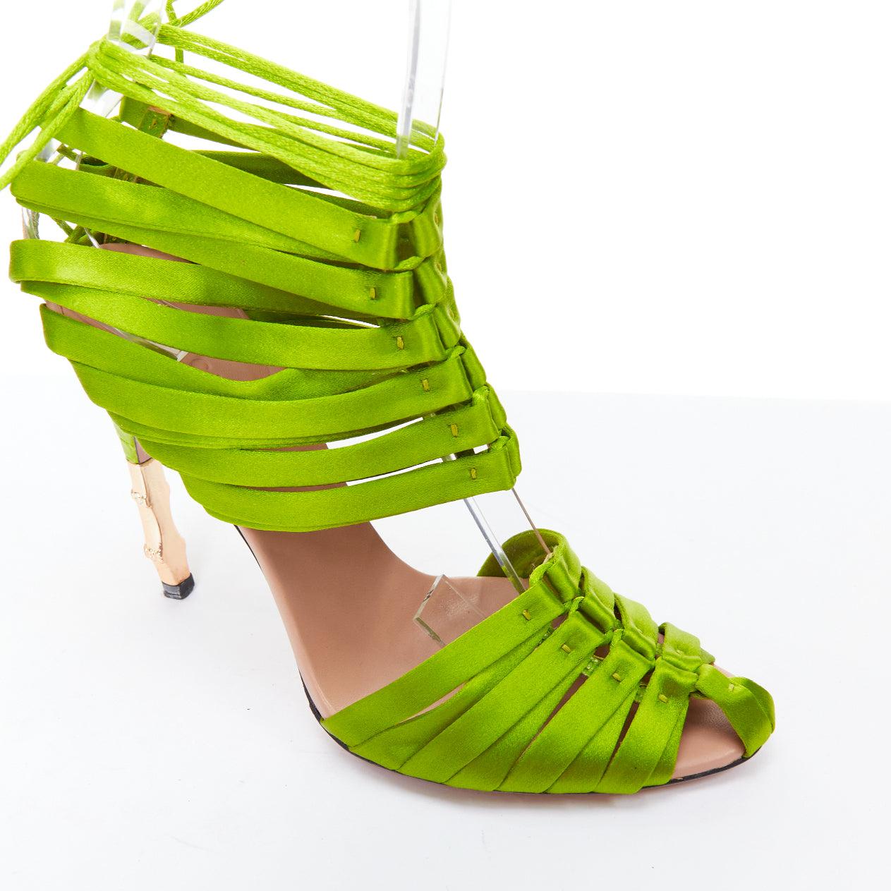 GUCCI Tom Ford 2004 Runway vert satin corset or bambou sandale EU36C 2