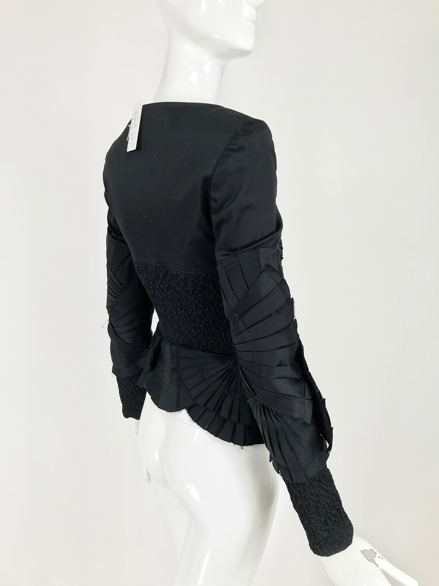 Gucci Tom Ford Black Raw Edge Polished Cotton Fan Pleated Jacket In Excellent Condition In West Palm Beach, FL