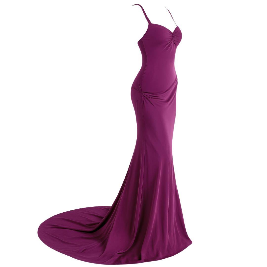 Gucci - Tom Ford Burgunderrotes Seidenabendkleid Herbst/Winter 2002 Größe 38IT (Violett) im Angebot
