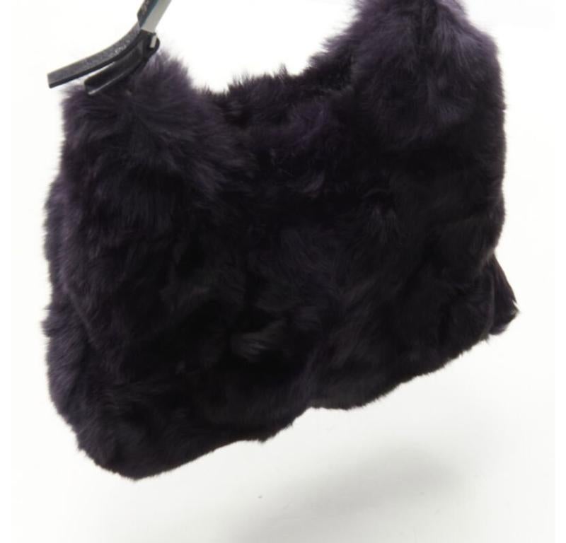 GUCCI TOM FORD borsa con manico superiore in pelliccia viola scuro e fibbia in pelle argentata 3