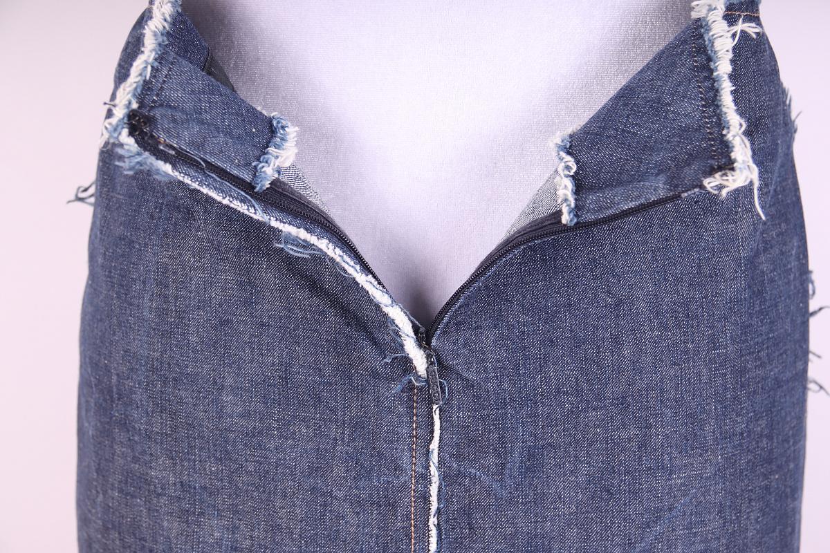 Gucci Tom Ford Rock aus Denim-Fransen und Spitze, Denim im Angebot 1