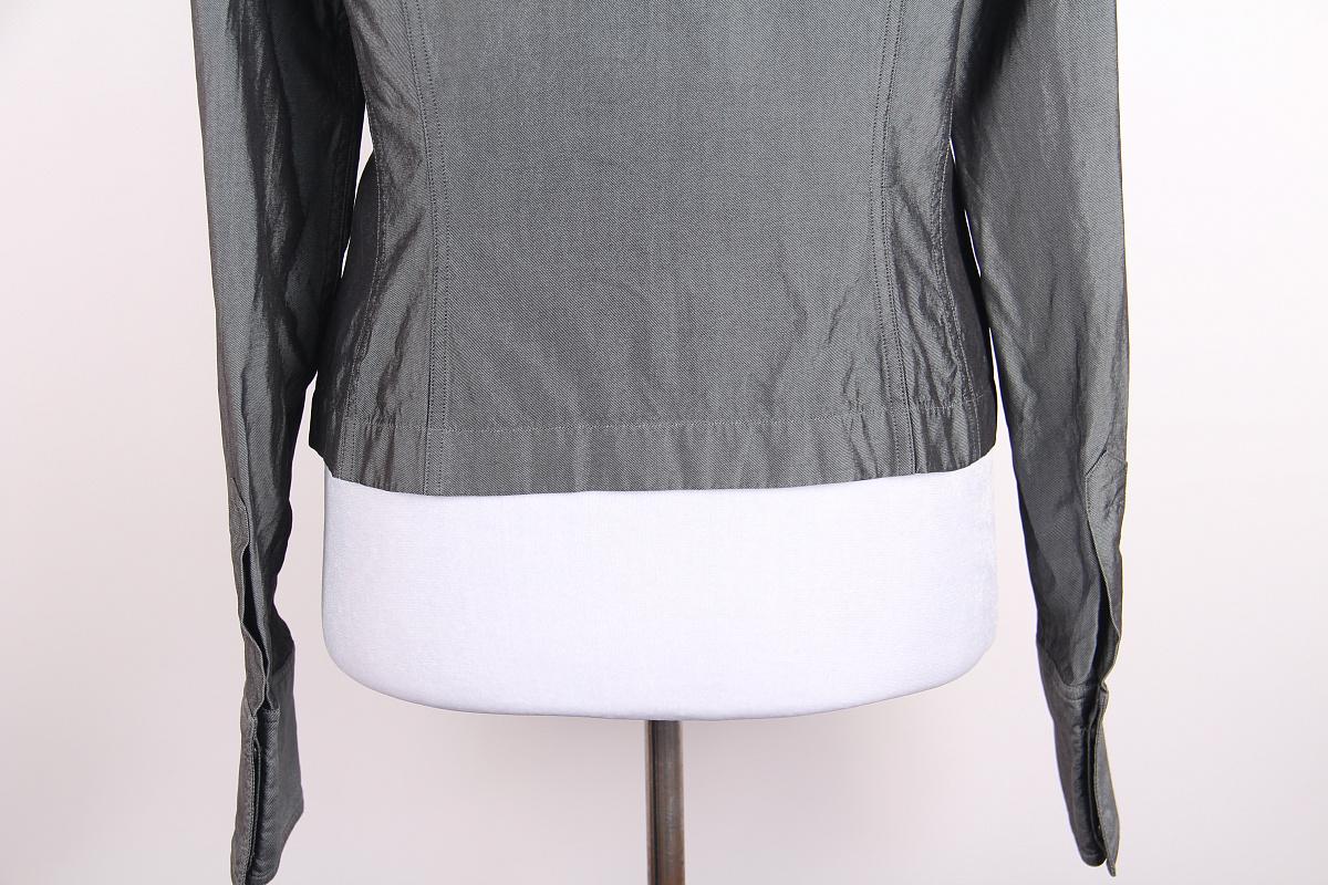 Gucci (Ära Tom Ford) Hemd / Bluse 1990er Jahre Seidenhemd (Grau) im Angebot