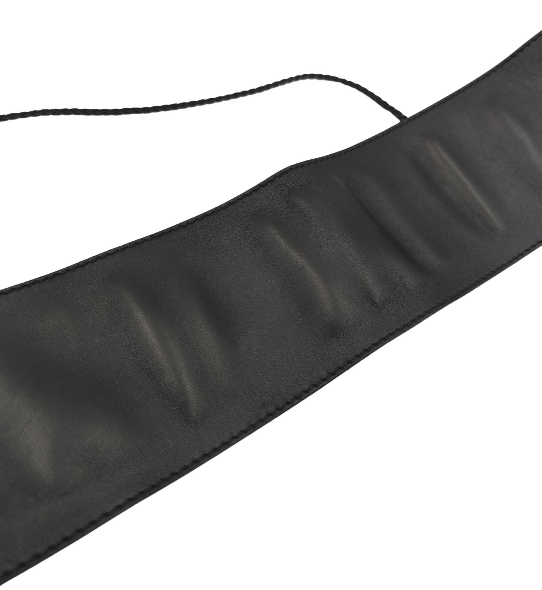 Gucci Tom Ford F/W 2002 black leather wide obi belt For Sale 4