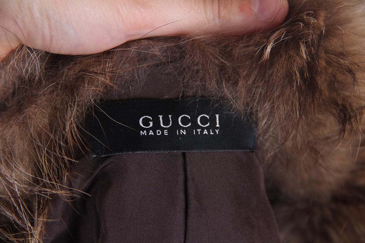 F/W 2003 Gucci Tom Ford runway Vintage raccoon fur coat For Sale 3