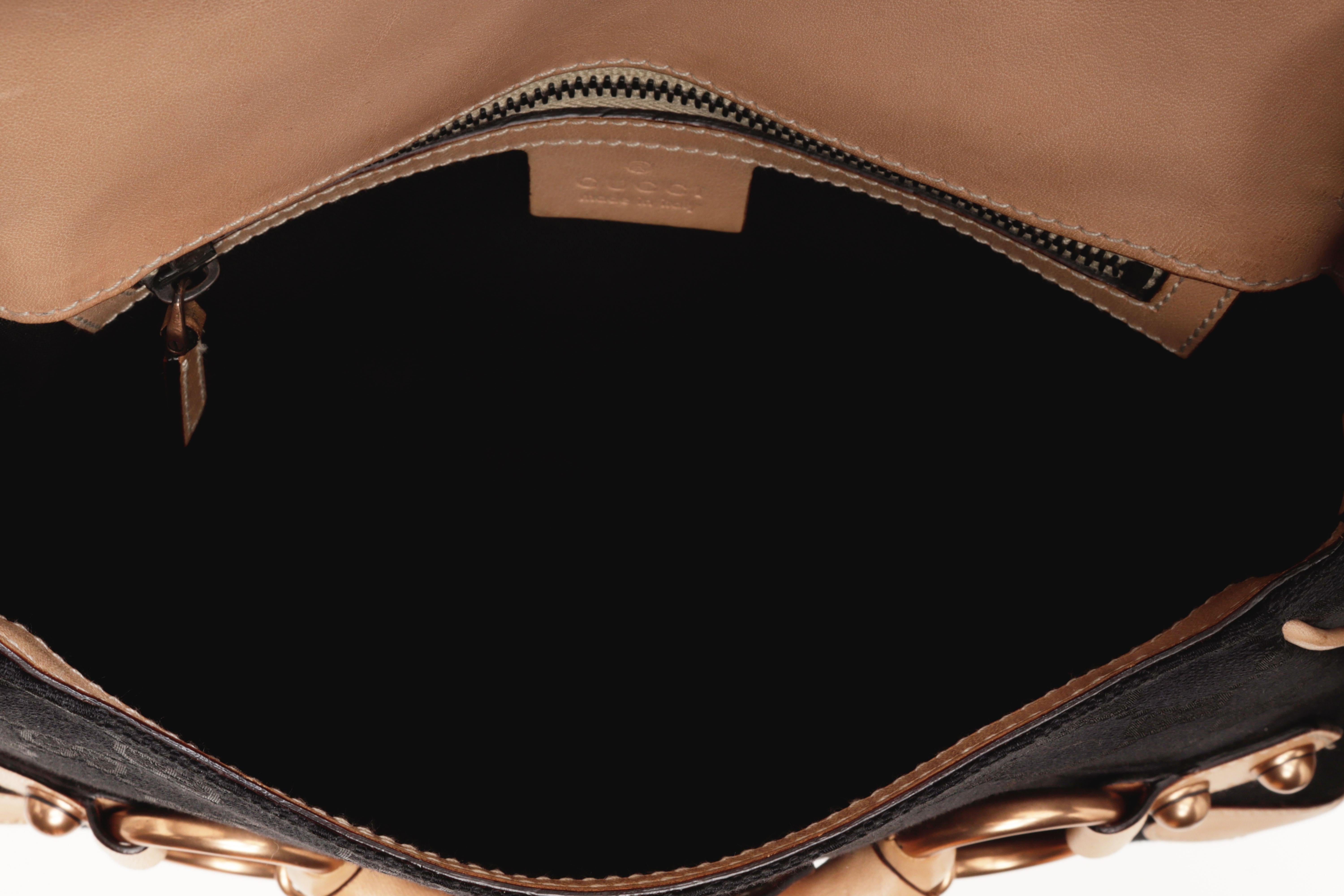 Gucci Tom Ford Horse Bit Chain Borsa a tracolla Black Monogram Canvas Beige Pelle in vendita 7