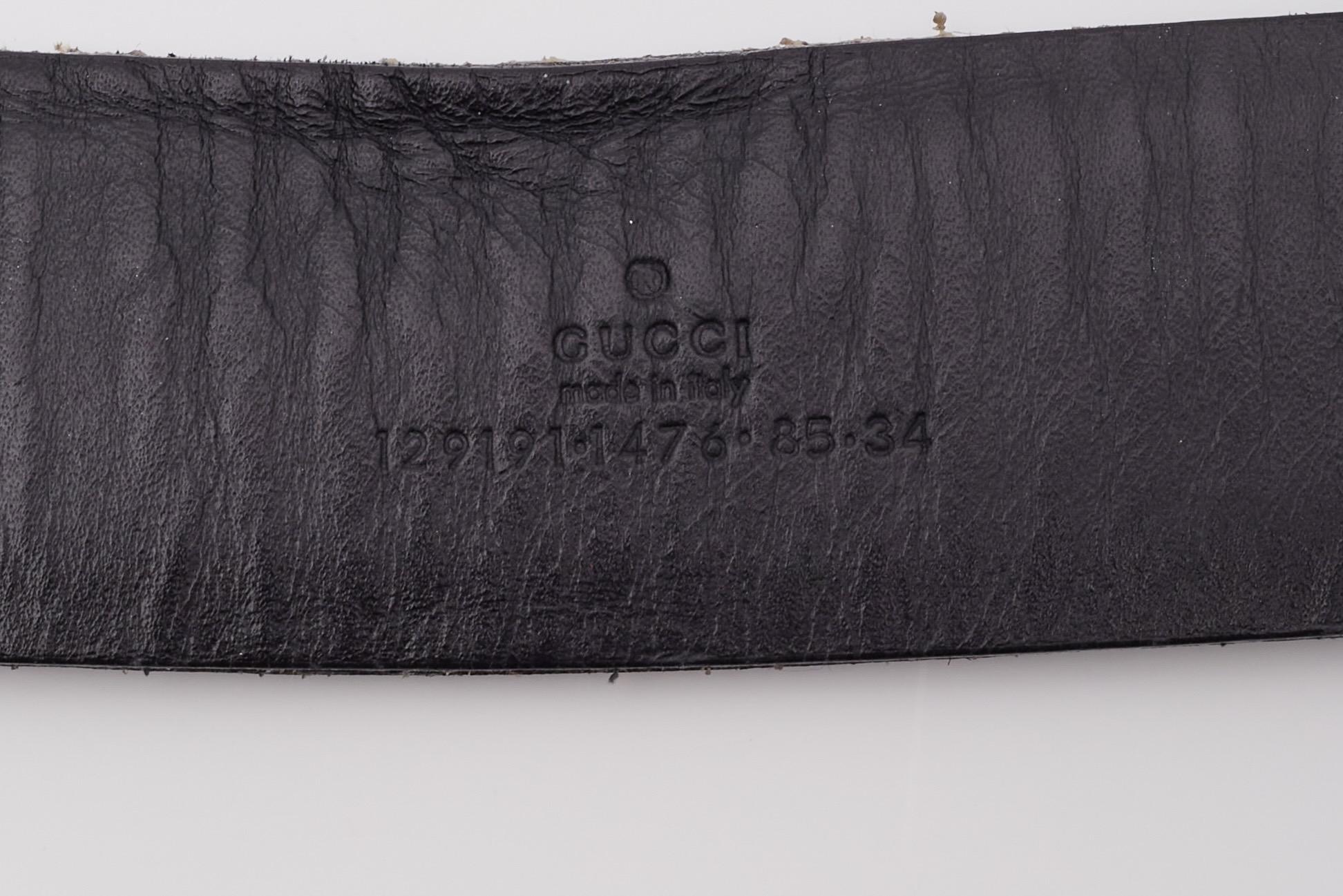 Gucci Tom Ford Python Black Leather Purple G Logo Snake Belt (85/34) For Sale 2