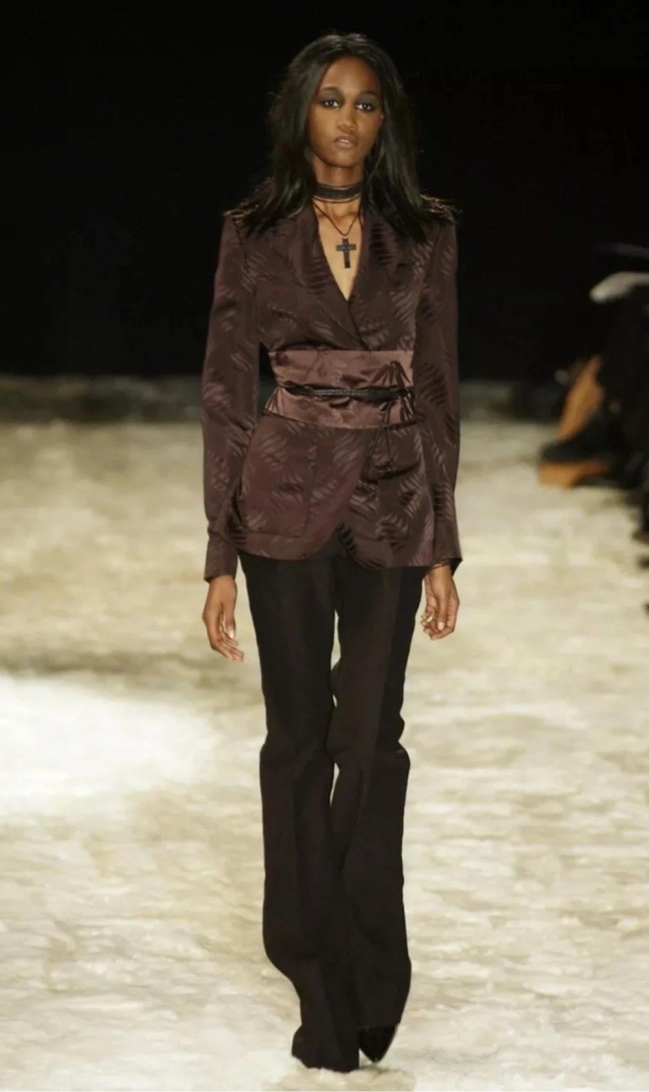 Donna Tom Ford for Gucci - Passerella A/I 2002 - Blazer kimono in seta jacquard con cintura obi in vendita