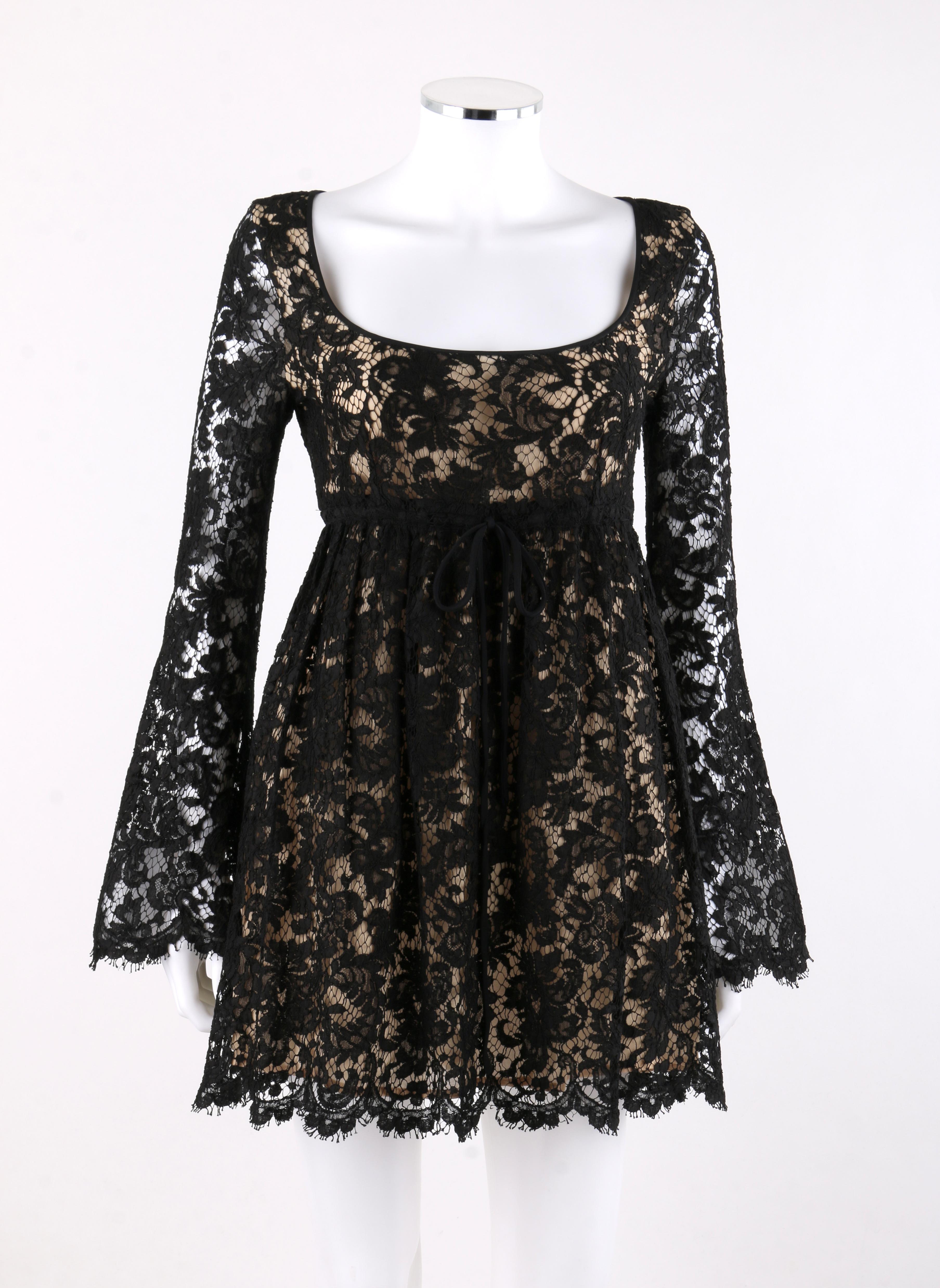 GUCCI Tom Ford S/S 1996 Runway Black Nude Lace Micro Mini Babydoll Dress
 
Brand / Manufacturer: Gucci
Collection: Spring / Summer 1996 
Style: Micro Dress
Color(s): Nude and black
Lined: Yes      
Marked Fabric Content: Composition: 70% Cotton, 20%