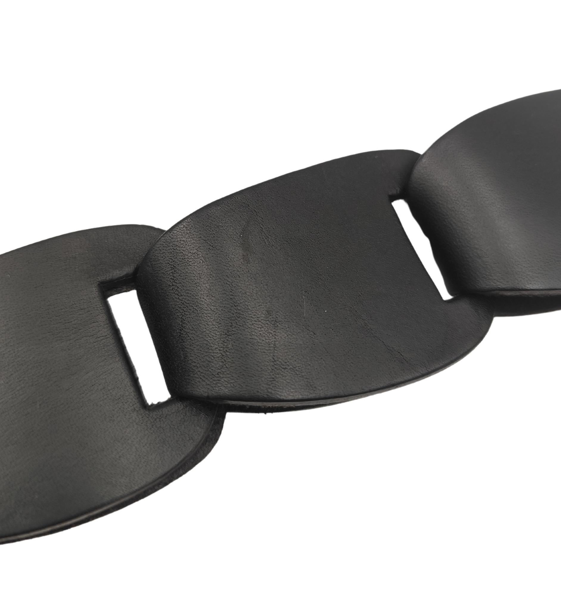 Gucci Tom Ford S/S 1997 black leather chain belt For Sale 6