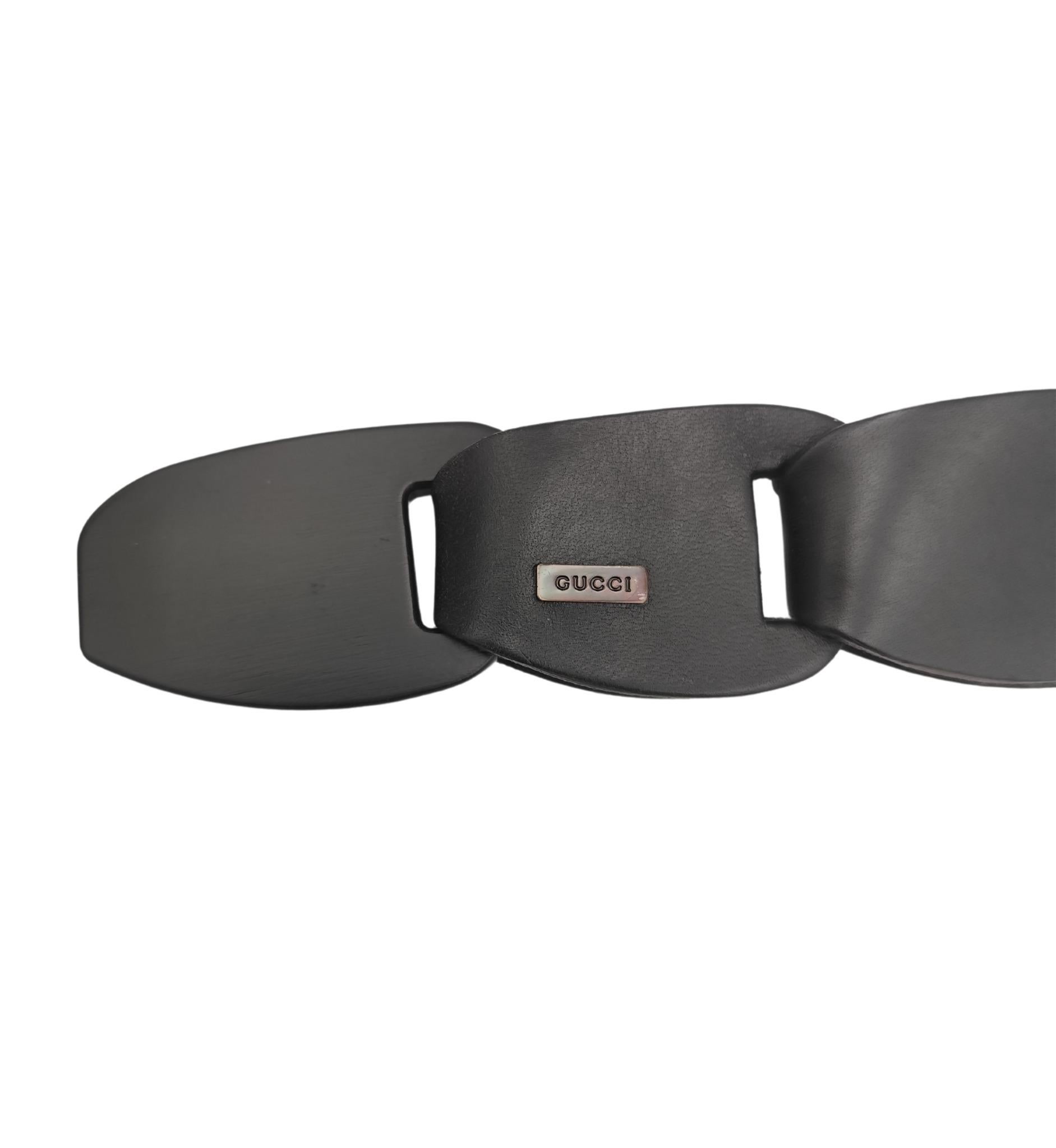Gucci Tom Ford S/S 1997 black leather chain belt For Sale 2