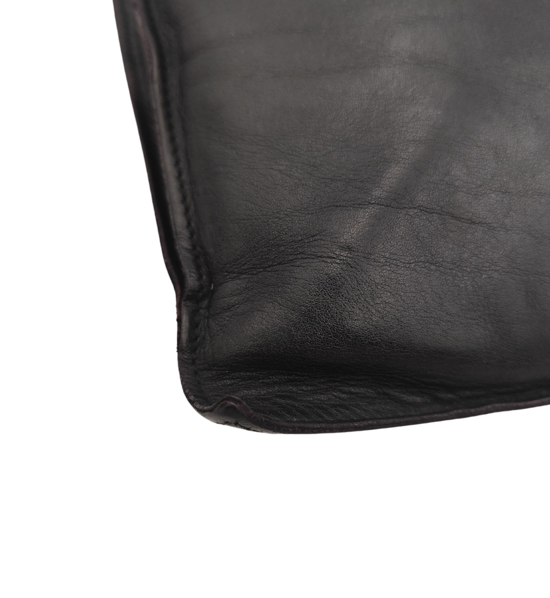 Gucci Tom Ford S/S 1997 black leather chain strap bag For Sale 12