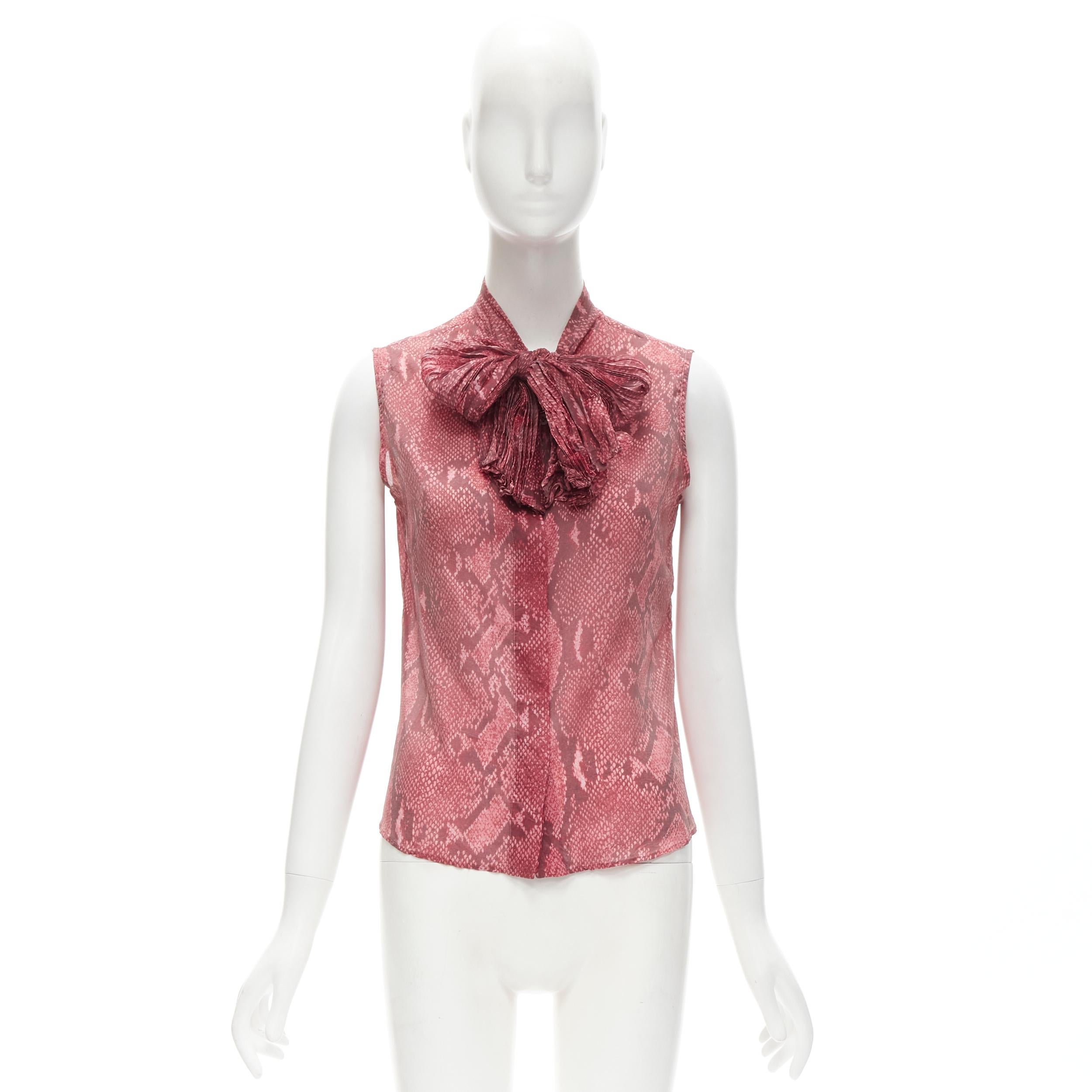 GUCCI TOM FORD Vintage 2000 pink python print pleated bow collar blouse IT38 XS For Sale 3