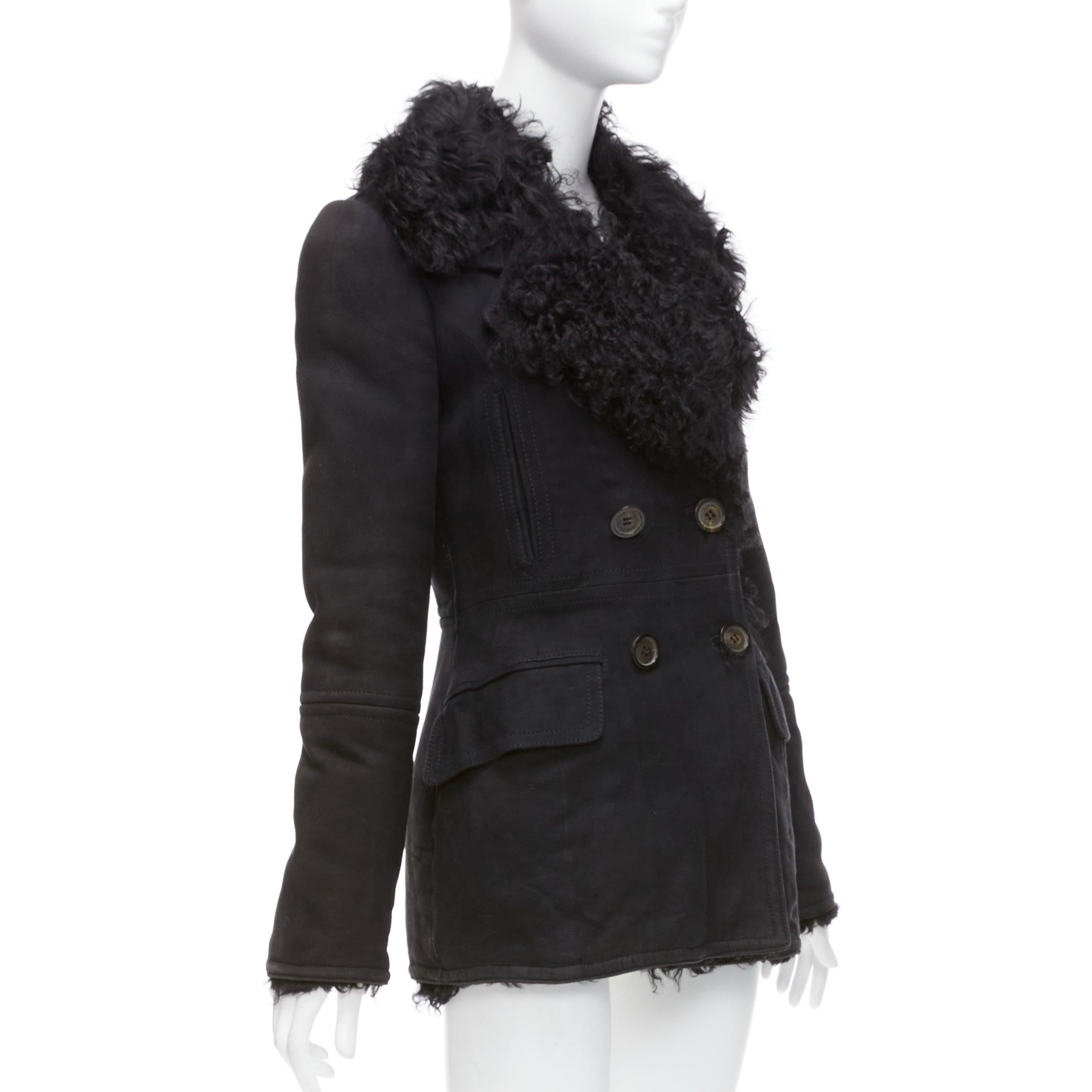 GUCCI Tom Ford Vintage Schwarzer doppelreihiger Vintage-Mantel aus Shearling IT42 M Damen im Angebot