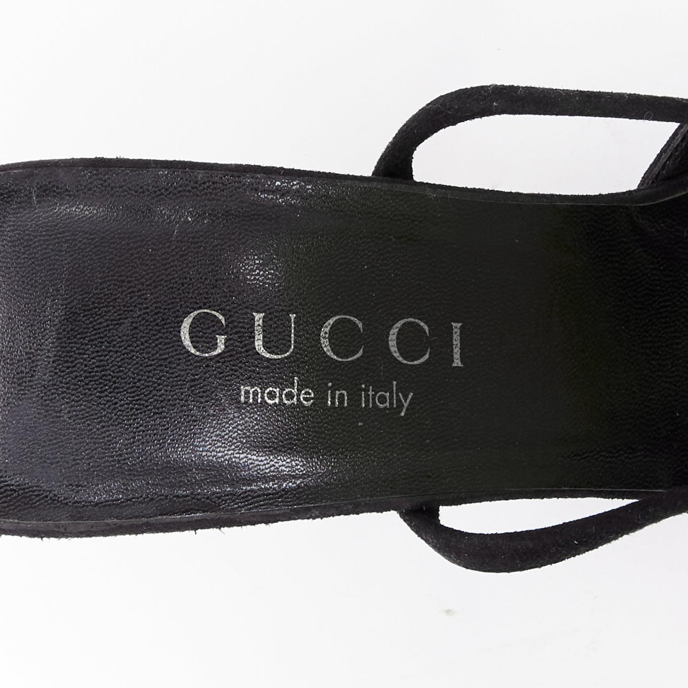 GUCCI Tom Ford Vintage Schwarzes Wildleder Metall-ID-Platte Slingback-Pumps EU36 im Angebot 5