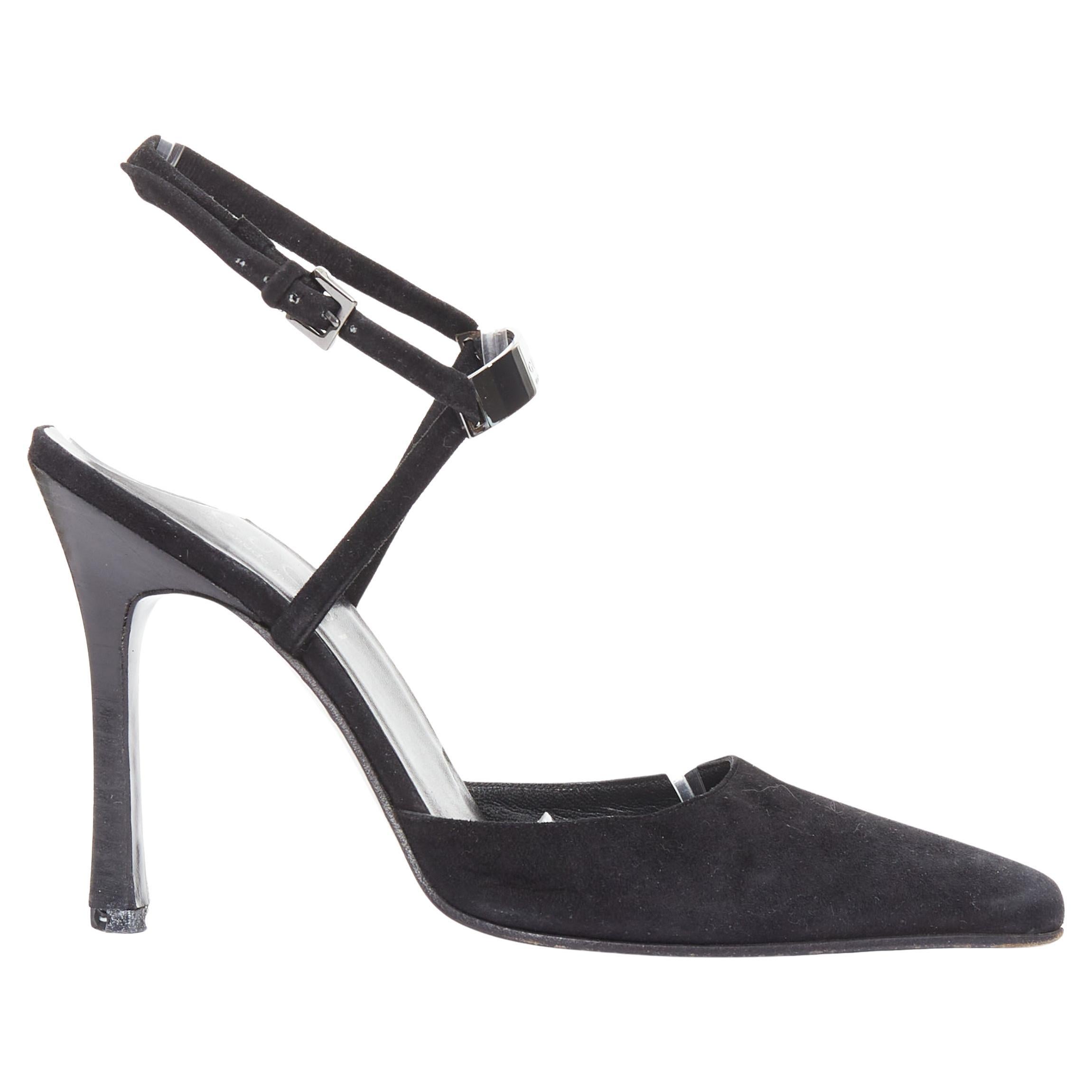 GUCCI Tom Ford Vintage Schwarzes Wildleder Metall-ID-Platte Slingback-Pumps EU36 im Angebot