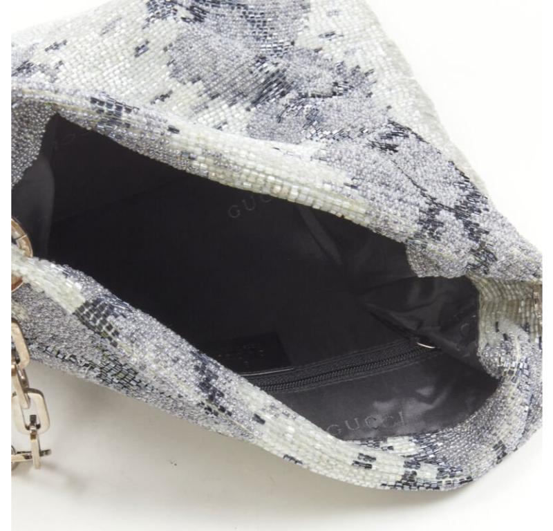 GUCCI TOM FORD Vintage blue grey scaled leather embellished silver chain bag For Sale 3