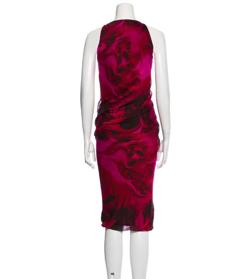 Gucci Silk Sheath Dress
Vintage
From the Spring/Summer 2001 Collection by Tom Ford
Printed
Pleated Accents
Sleeveless with Bateau Neckline

Content: 100% Silk; Lining 100% Rayon

Bust: 28.25