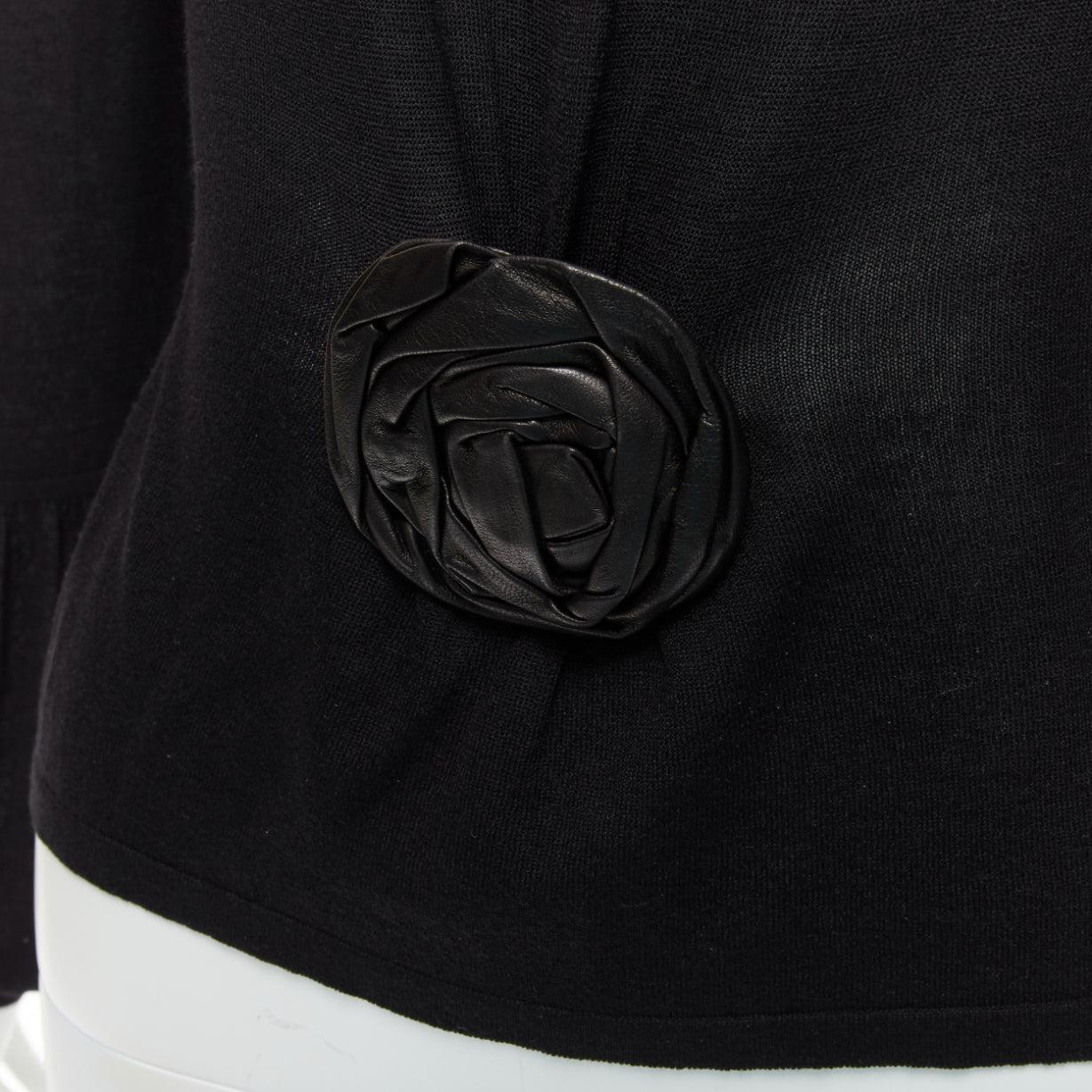GUCCI Tom ford Vintage Runway black leather rosette puff sleeve sweater
Reference: TGAS/D01007
Brand: Gucci
Designer: Tom Ford
Material: Feels like wool
Color: Black
Pattern: Solid
Closure: Pullover
Extra Details: Black leather