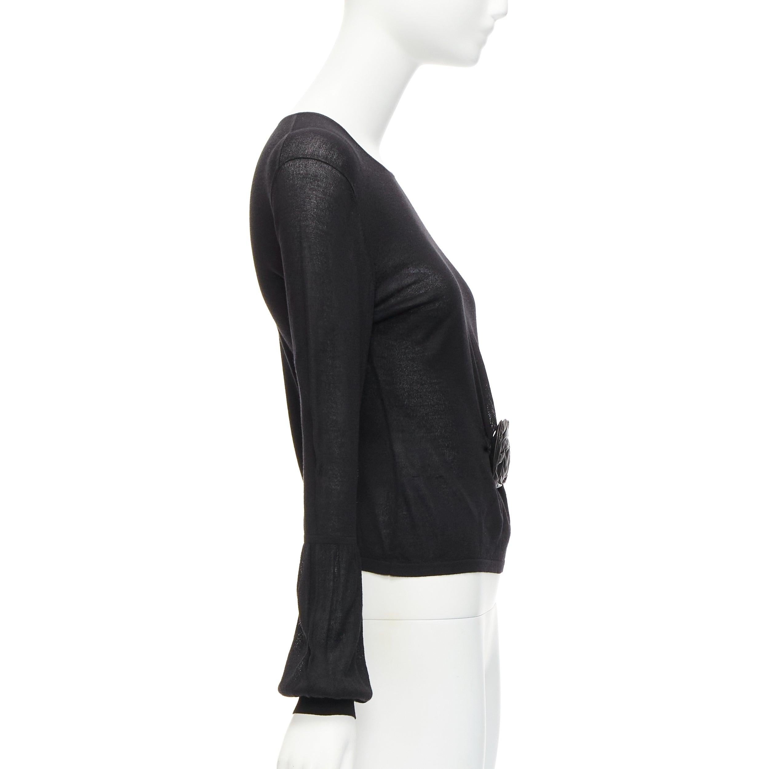 Women's GUCCI Tom ford Vintage Runway black leather rosette puff sleeve sweater For Sale
